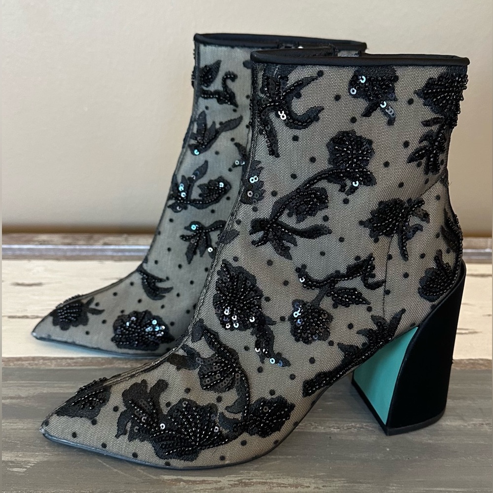 NWOT Betsey Johnson womens Merri Mesh‎ Beaded Boot - Size 7.5
